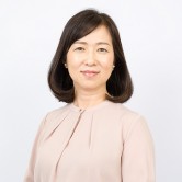 蔵屋留美子